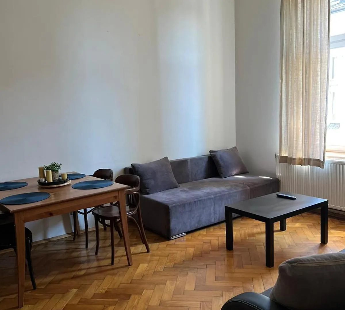 Old Town Apartments Plac Szczepanski Krakow