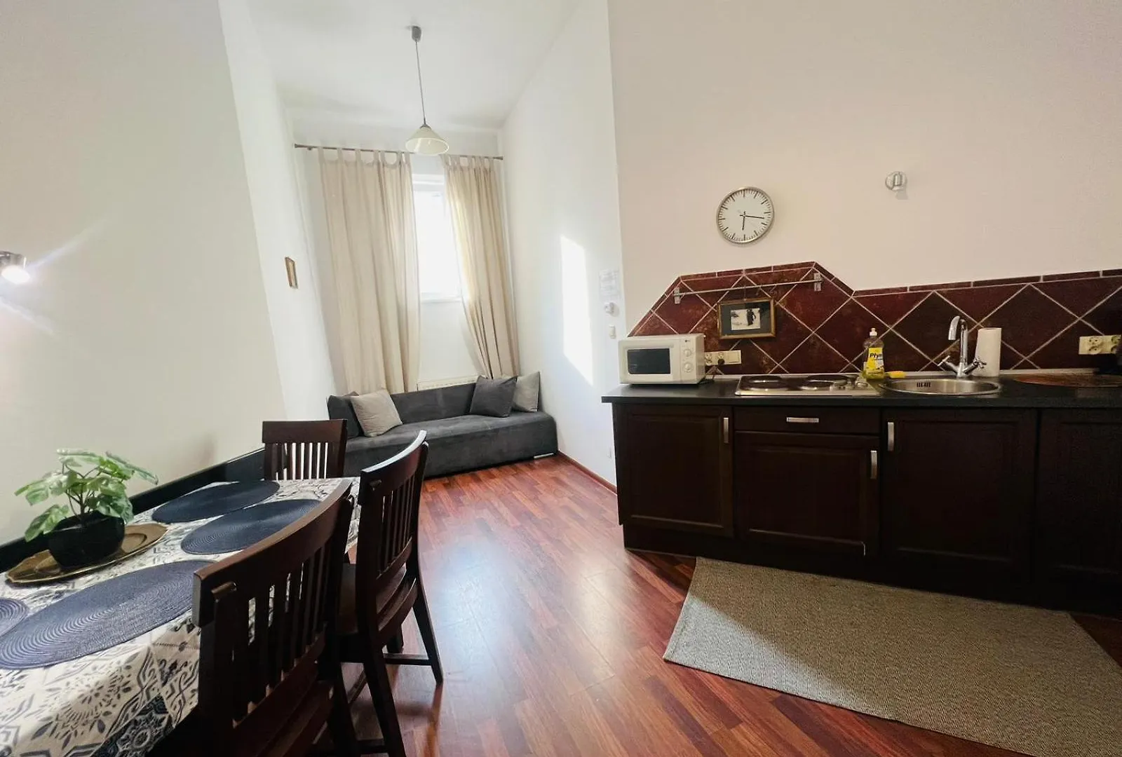 Old Town Apartments Plac Szczepanski Krakow 0*,  Poland