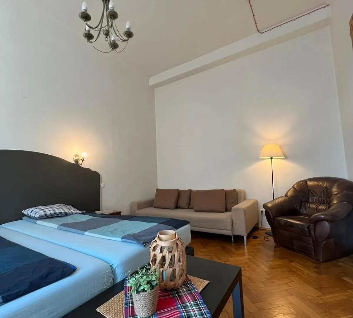 Old Town Apartments Plac Szczepanski Krakow
